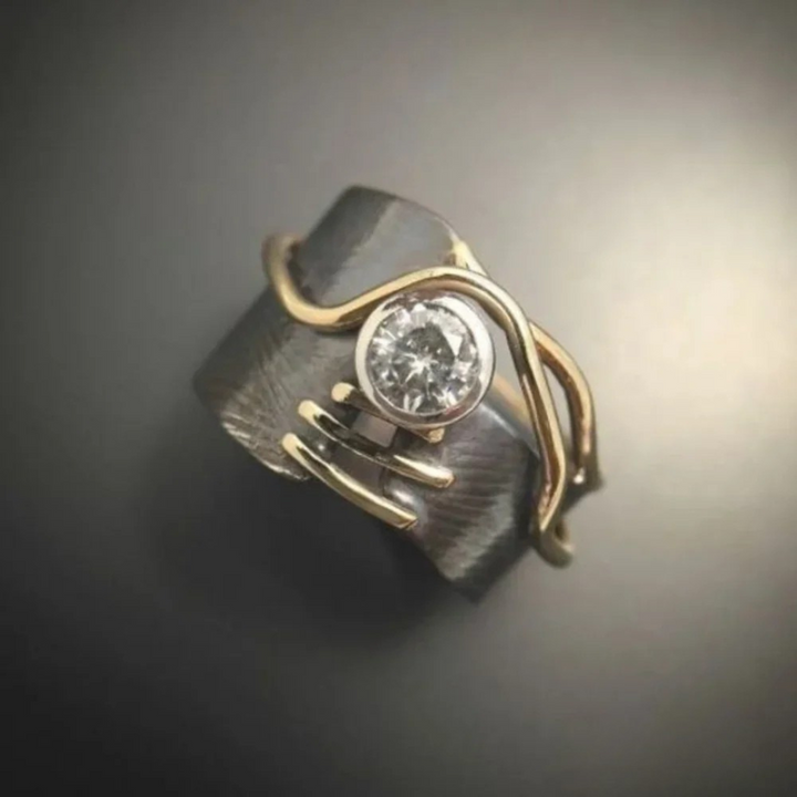 Classic Dark Silver Zirconia Ring